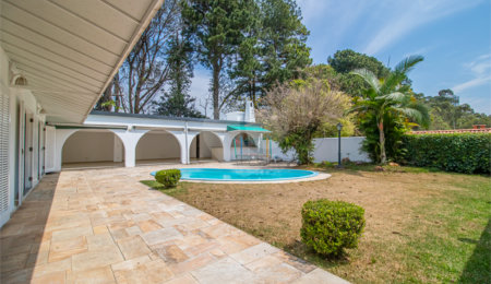Casa Térrea à venda com 5 quartos, sendo 2 suítes,  em Jardim Marajoara, São Paulo, SP