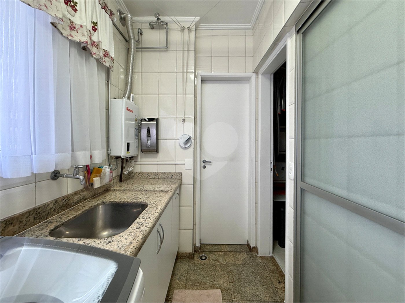 Apartamento à venda com 3 suítes em Campo Belo, São Paulo, SP