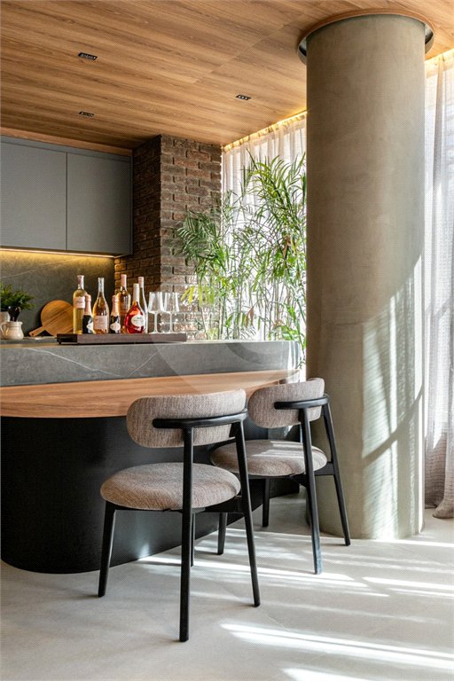 Apartamento à venda com 3 suítes em Cerqueira César, São Paulo, SP