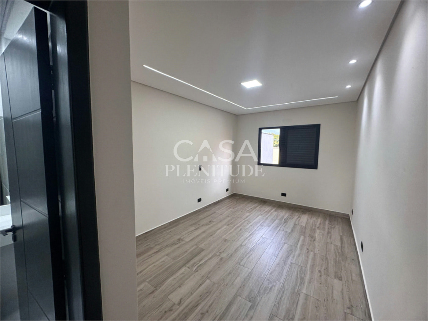 Casa em condomínio à venda com 3 suítes em Wanel Ville, Sorocaba, SP