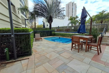 Apartamento à venda com 3 quartos, sendo 2 suítes,  em Vila Romana, São Paulo, SP