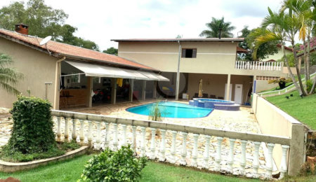 Casa à venda com 10 quartos, sendo 3 suítes,  no condomínio Chácaras Campo Verde, Campo Limpo Paulista - SP