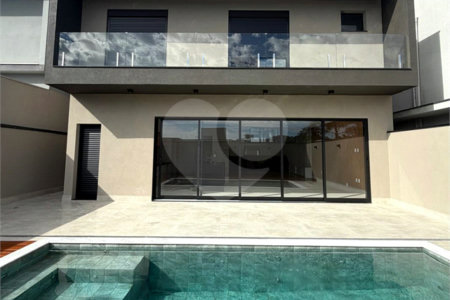 Casa à venda com 3 suítes no condomínio Villa do Sol, Valinhos - SP