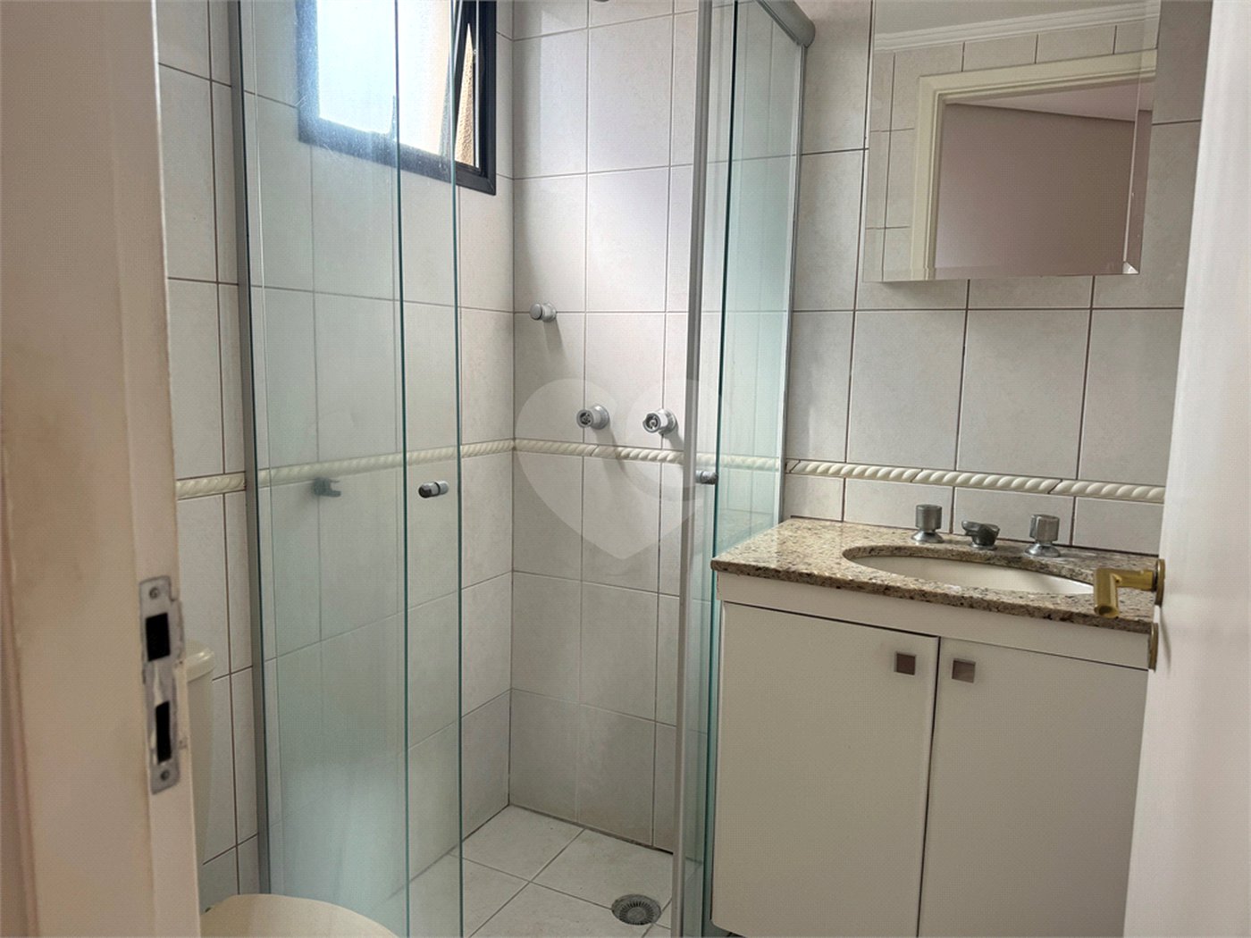 Apartamento à venda com 2 quartos, sendo 1 suíte,  em Santana, São Paulo, SP