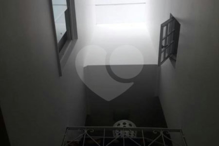 Sobrado à venda com 3 quartos, sendo 1 suíte, em Parque Vitória, São Paulo, SP