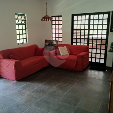 Chácara à venda com 5 quartos, sendo 4 suítes, em Week-end, Jarinu, SP