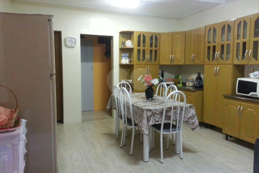 Sobrado à venda com 3 quartos, sendo 2 suítes,  em Jardim Nery, Mairiporã, SP