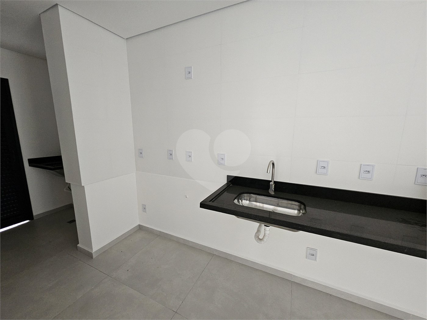 Apartamento à venda com 3 quartos, sendo 1 suíte, em Vila Lucy, Sorocaba, SP