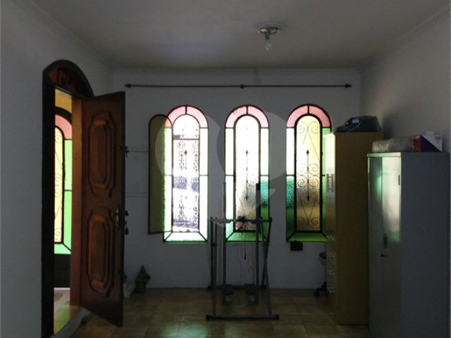 Sobrado à venda com 3 quartos, sendo 1 suíte,  em Conjunto Residencial Vista Verde, São Paulo, SP