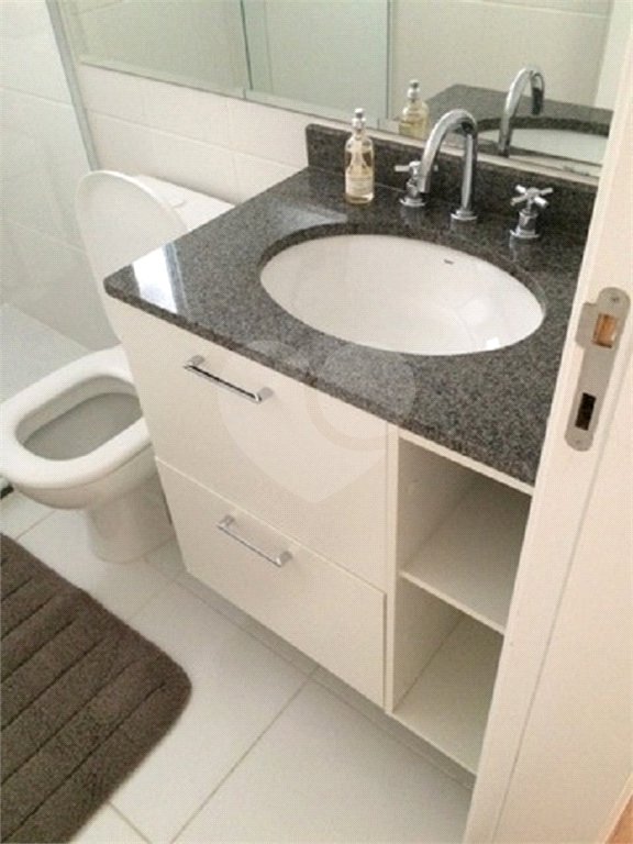 Apartamento à venda com 3 quartos, sendo 1 suíte, em Água Branca, São Paulo, SP