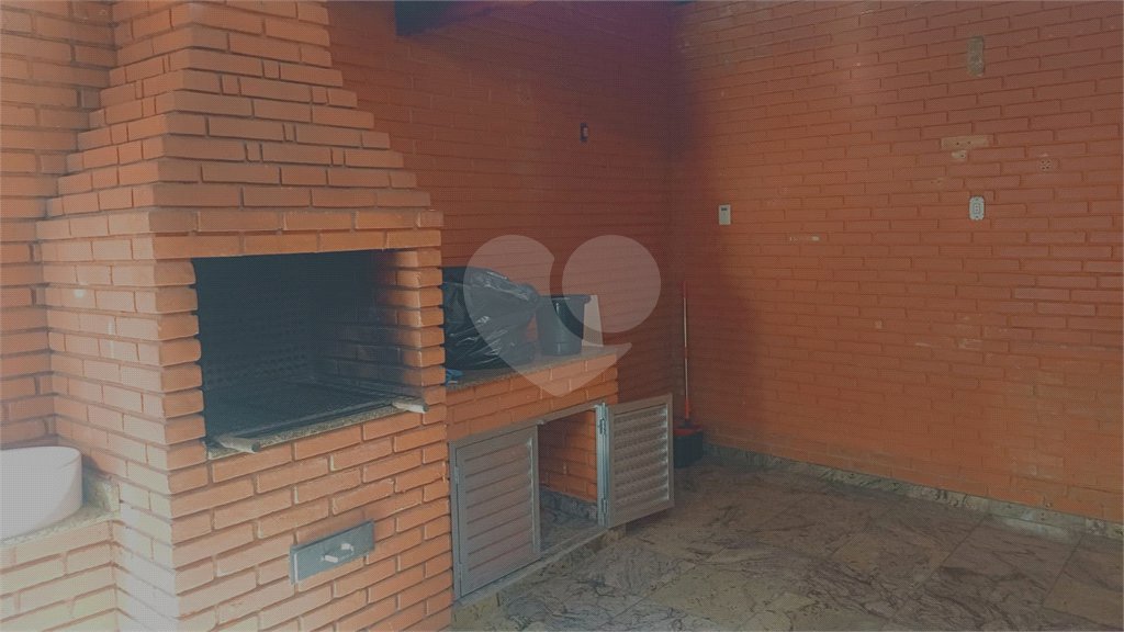 Sobrado à venda com 3 quartos em Bonfim, Osasco, SP