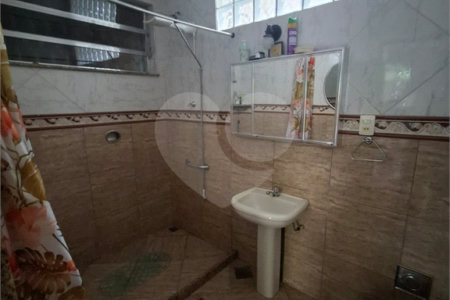 Casa à venda com 5 quartos em Santíssimo, Rio de Janeiro, RJ