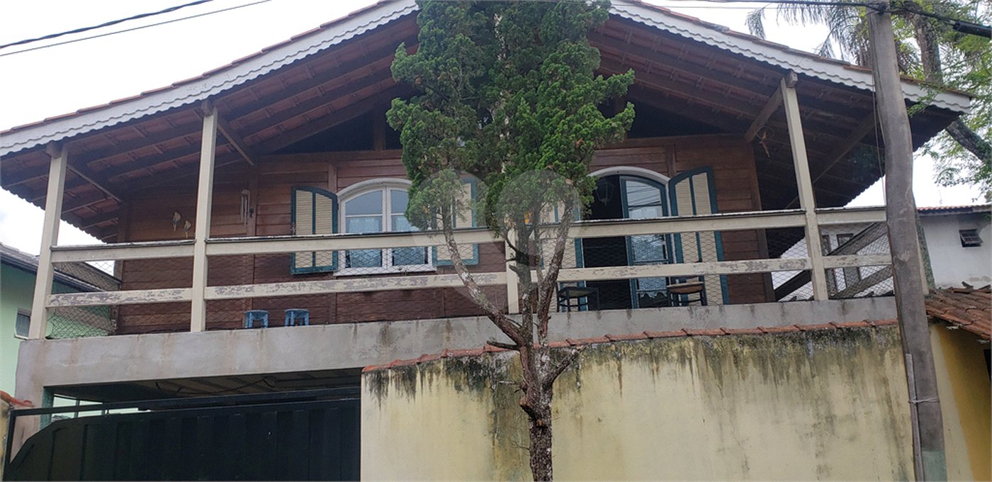 Casa à venda com 4 quartos, sendo 1 suíte, em Serra da Cantareira, Mairiporã, SP