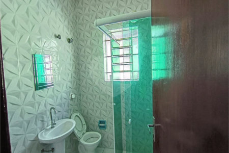 Sobrado à venda com 3 quartos em Chora Menino, São Paulo, SP