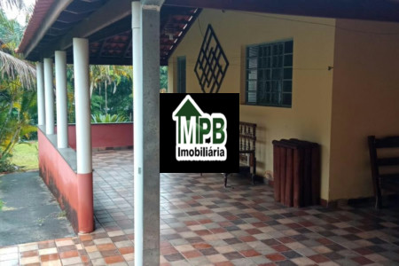 Chácara à venda com 3 quartos, sendo 1 suíte, em Bairro dos Buenos, Piedade, SP