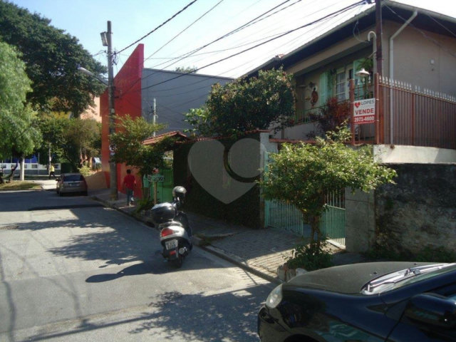 Casa Térrea à venda com 5 quartos, sendo 1 suíte,  em Santana, São Paulo, SP