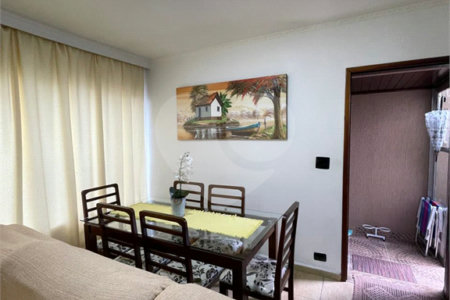 Sobrado à venda com 3 quartos, sendo 1 suíte, em Vila Gustavo, São Paulo, SP