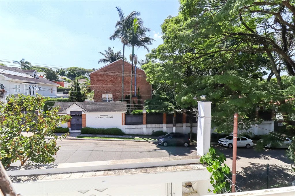 Casa à venda com 3 quartos, sendo 1 suíte, em Brooklin Paulista, São Paulo, SP