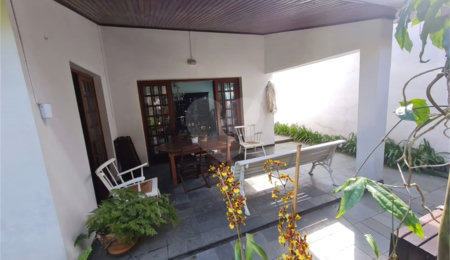 Sobrado à venda com 4 quartos, sendo 1 suíte,  em Granja Julieta, São Paulo, SP