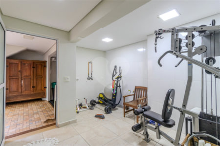 Casa à venda com 5 quartos, sendo 3 suítes, no condomínio Boulevard Saint Michael, São Paulo - SP