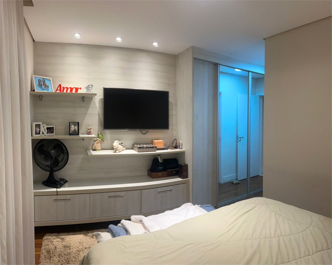 Apartamento à venda com 2 suítes em Parque Reboucas, São Paulo, SP