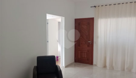 Casa à venda com 3 quartos, sendo 1 suíte, em Residencial Lago dos Ipês, Itapetininga, SP