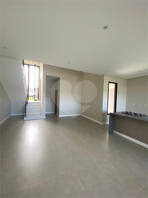 Casa à venda com 3 suítes no condomínio Parque das Camélias, Jundiaí - SP