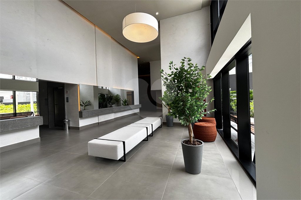 Apartamento à venda com 3 suítes em Vila Romana, São Paulo, SP