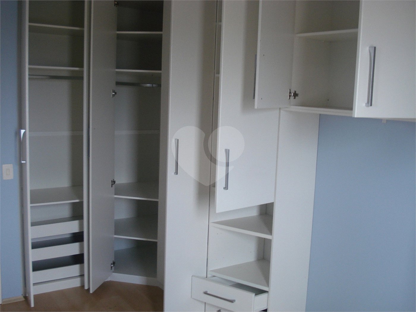 Apartamento à venda com 3 quartos, sendo 1 suíte,  em Sacomã, São Paulo, SP