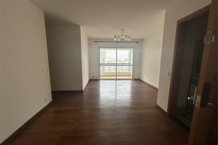 Apartamento para alugar com 3 quartos, sendo 1 suíte, em Pinheiros, São Paulo, SP