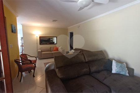 Casa à venda com 3 quartos, sendo 1 suíte, no condomínio Santa Inês, Itu - SP