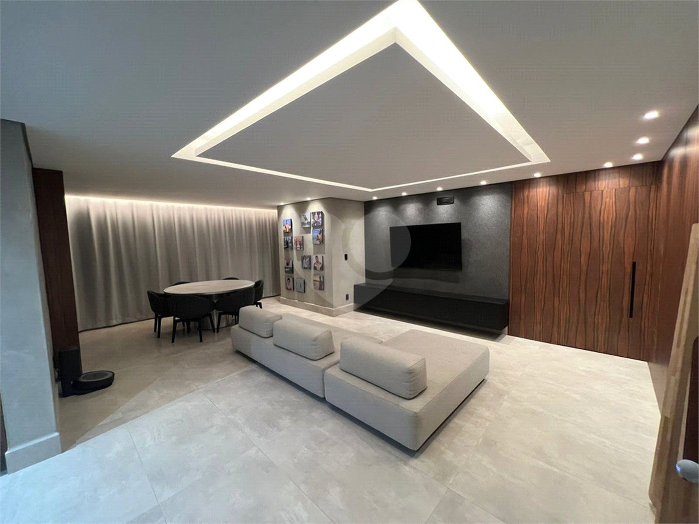 Apartamento à venda com 3 suítes em Jardim Pompéia, Indaiatuba, SP