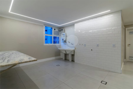 Apartamento à venda com 4 suítes em Vila Sofia, São Paulo, SP