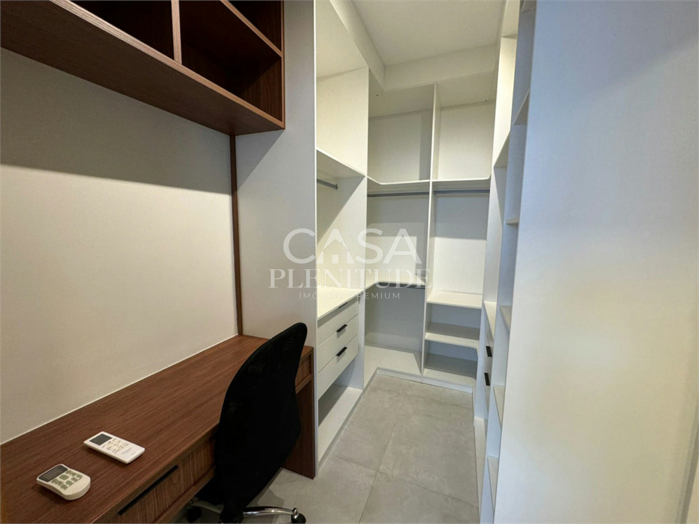 Casa em condomínio à venda com 3 quartos, sendo 1 suíte, em Jardim Residencial Campos do Conde, Sorocaba, SP