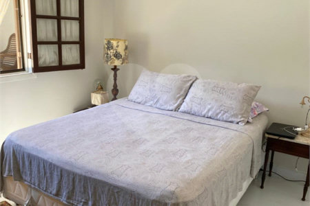 Casa em condomínio à venda com 3 quartos, sendo 2 suítes, em Caravelas, Armação dos Búzios, RJ