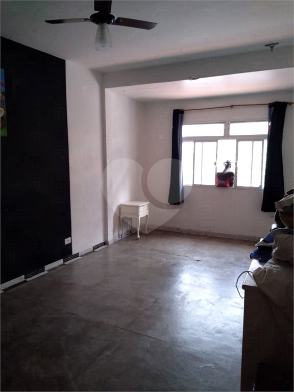 Casa à venda com 5 quartos, sendo 1 suíte,  em Cambuci, São Paulo, SP