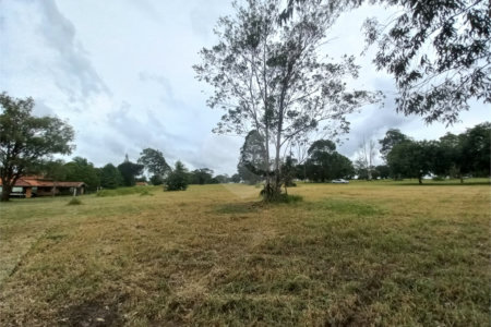 Loteamento Residencial em Condomínio