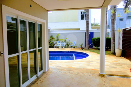 Casa à venda com 3 suítes no condomínio Residencial Jardim América, Vinhedo - SP