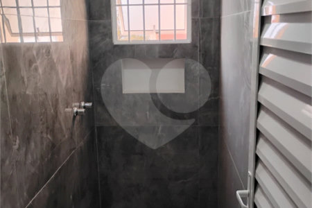 Sobrado à venda com 2 quartos, sendo 1 suíte,  em Vila Antonieta, São Paulo, SP