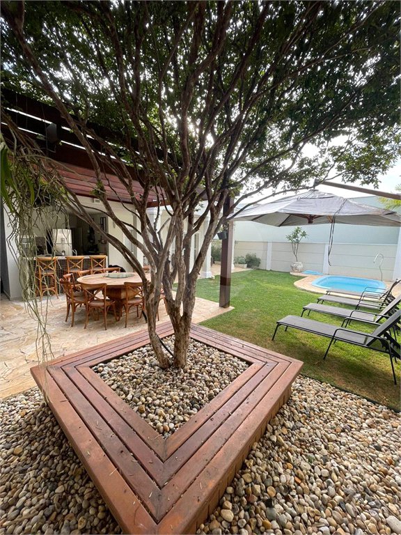 Casa à venda com 3 suítes no condomínio Villagio Di Verona, Vinhedo - SP