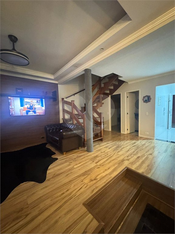 Casa à venda com 3 quartos, sendo 1 suíte, no condomínio Vilage Palmas, São Paulo - SP