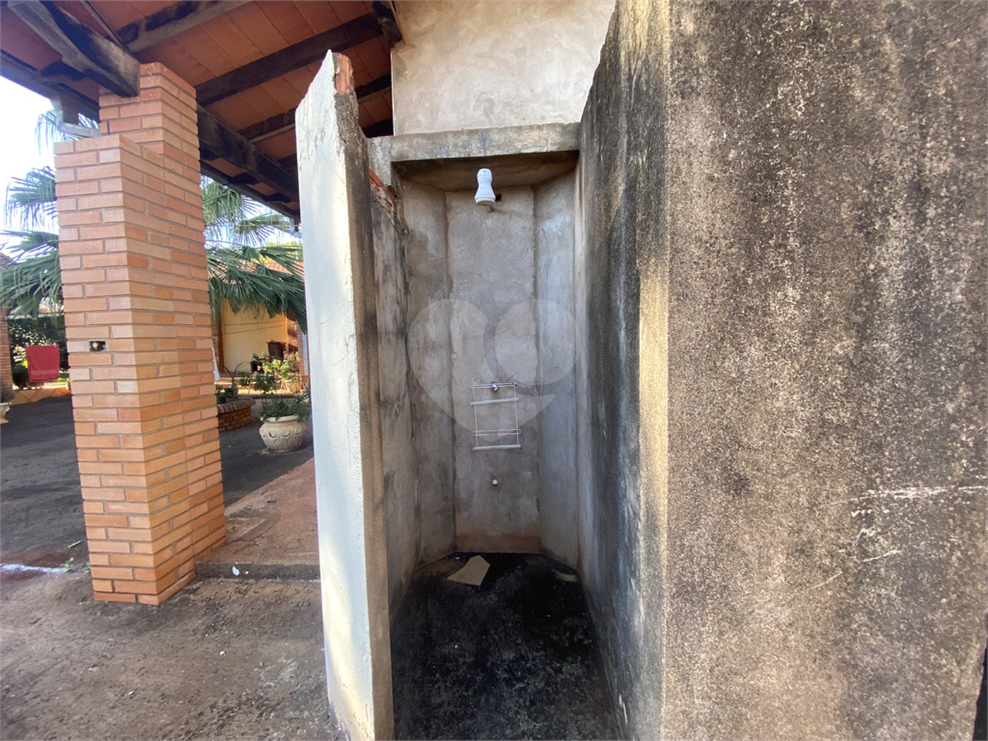 Casa à venda com 3 quartos, sendo 1 suíte, em Parque Residencial Monte Carlo, Ponta Porã, MS