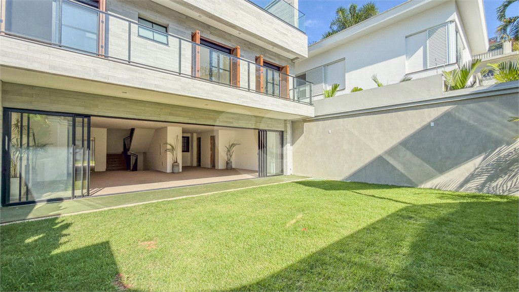 Casa à venda com 4 suítes no condomínio Teviot, São Paulo - SP