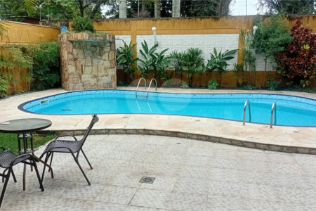Casa à venda com 4 quartos, sendo 2 suítes, no condomínio Canamari, São Paulo - SP