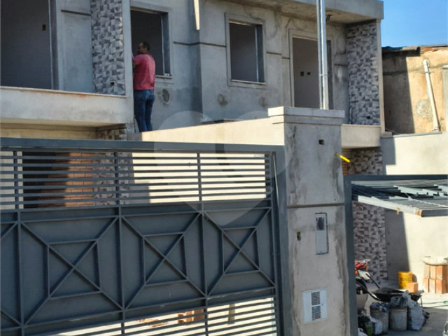 Casa à venda com 3 quartos, sendo 1 suíte,  em Parque Vitória, São Paulo, SP