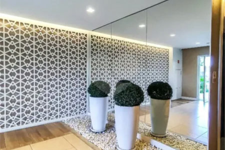 Apartamento à venda com 3 quartos, sendo 1 suíte,  em Jardim Vazani, São Paulo, SP