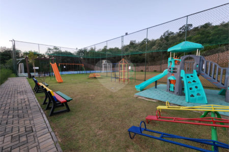 Terreno à venda no condomínio Jardim Primavera, Louveira - SP