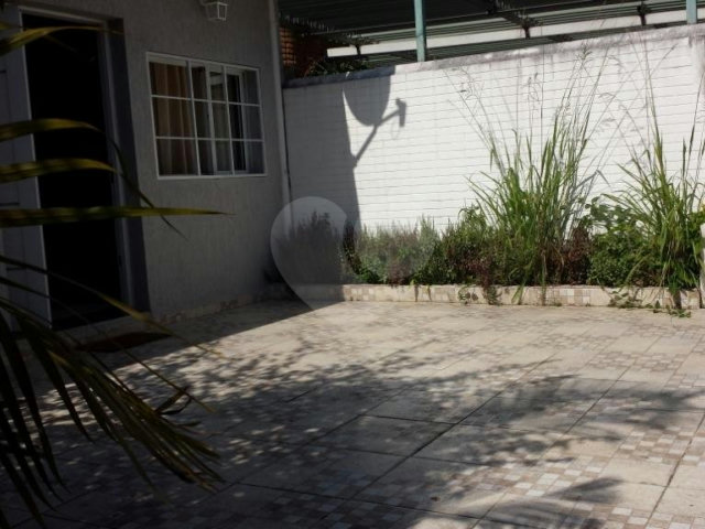 Sobrado à venda com 3 suítes em Jardim Prudência, São Paulo, SP