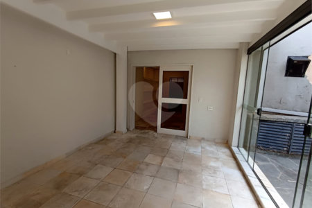 Casa para alugar com 4 quartos, sendo 1 suíte, no Centro, Itapetininga, SP