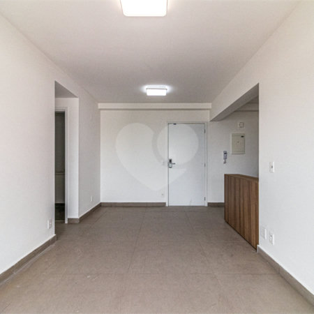 Apartamento à venda com 3 quartos, sendo 1 suíte,  em Vila Anastácio, São Paulo, SP